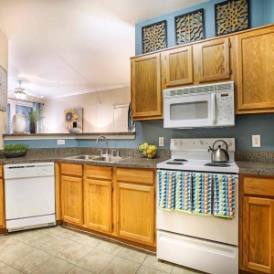Large kitchen in one bedroom model home